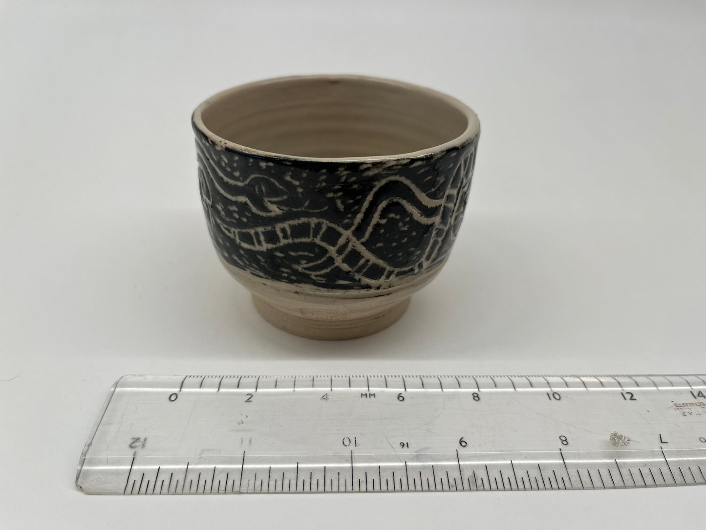 Snake cup