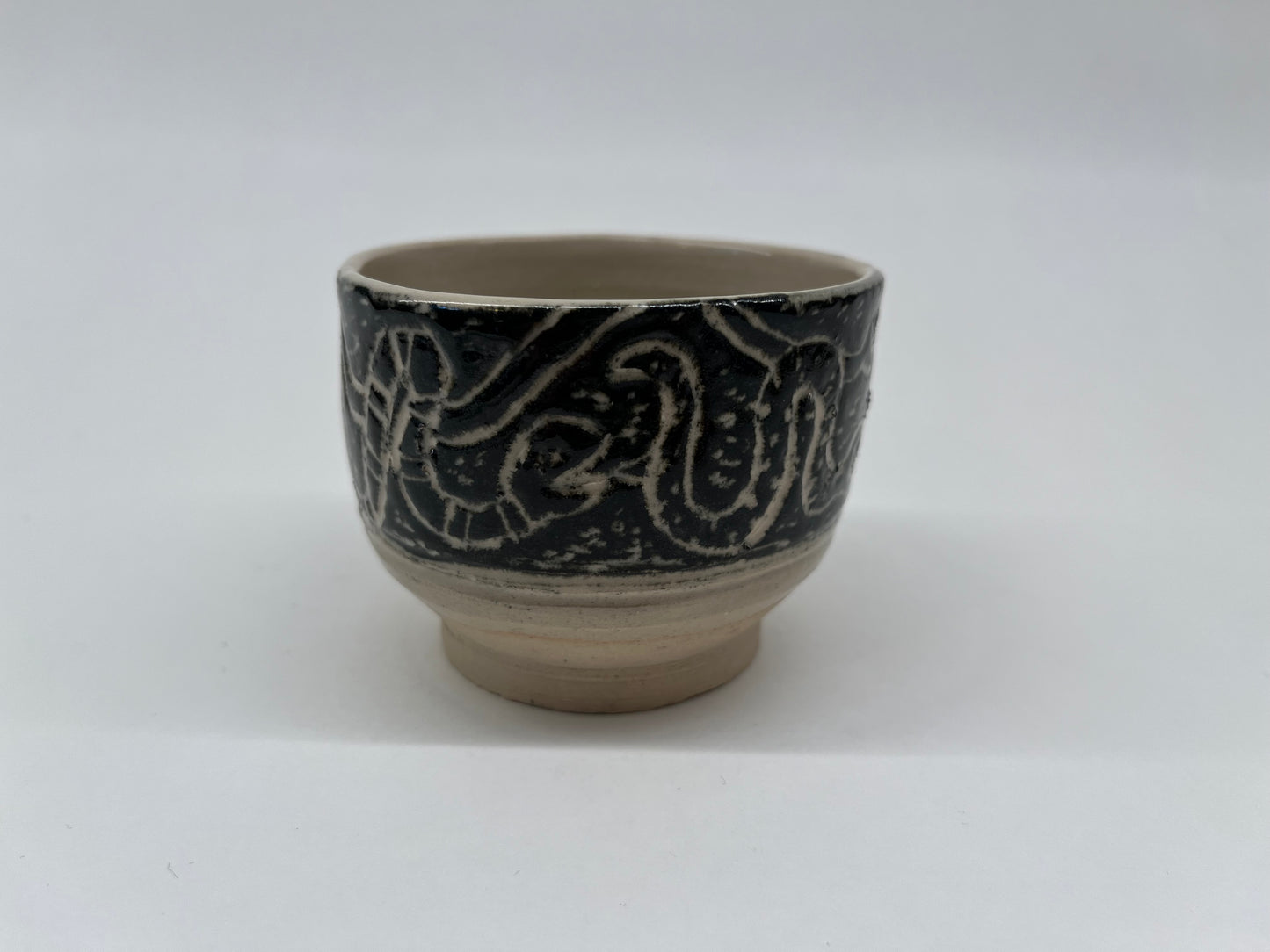 Snake cup