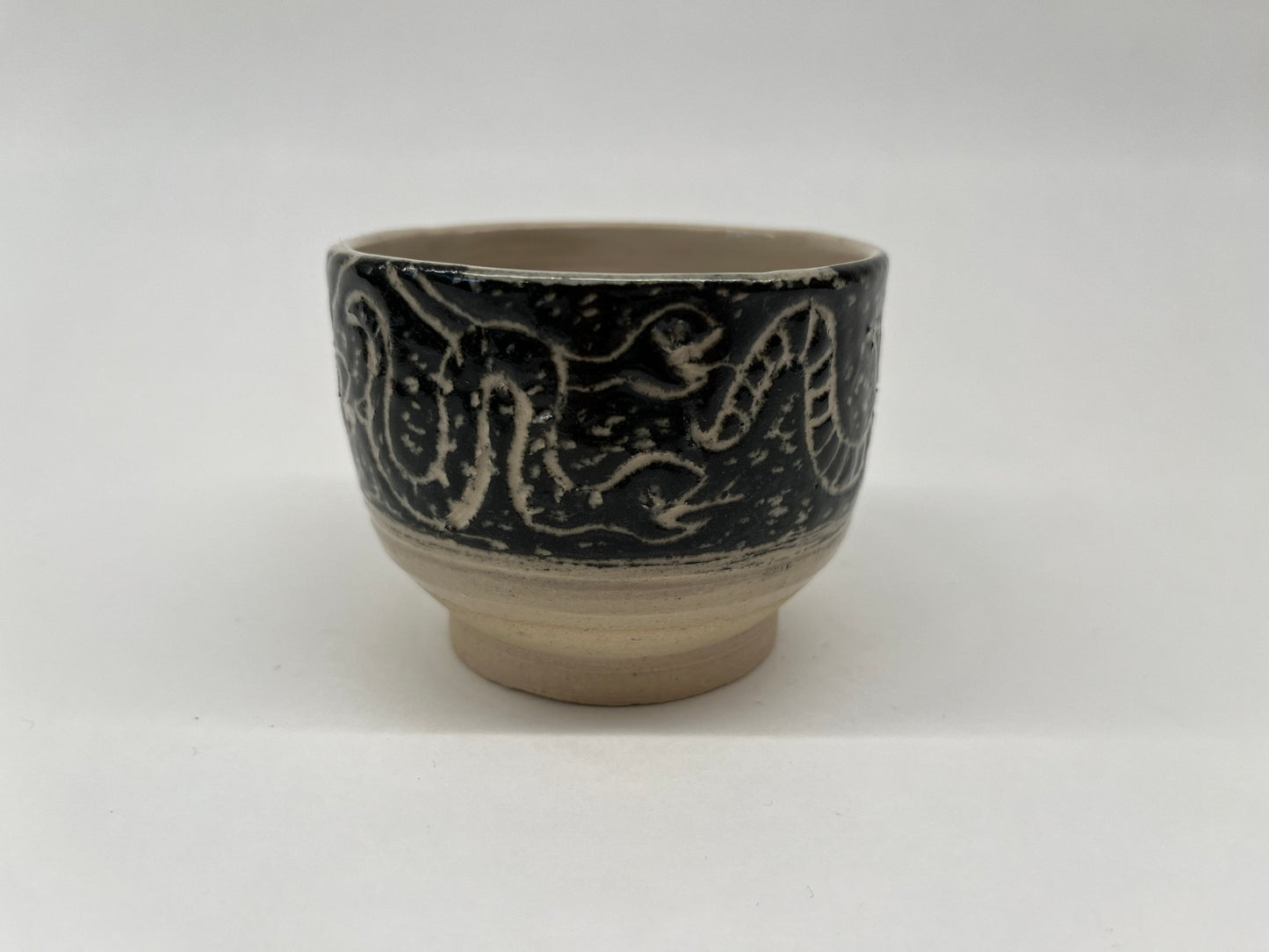 Snake cup