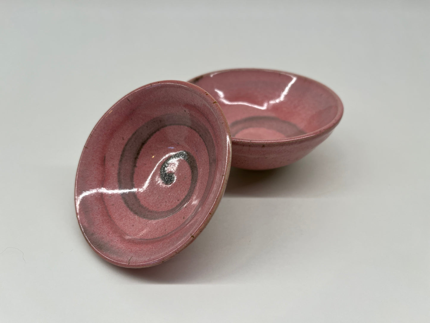 Tiny pink dishes