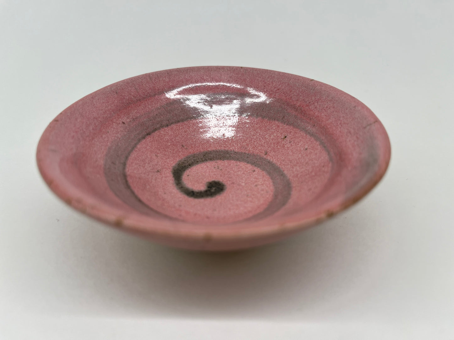 Tiny pink dishes