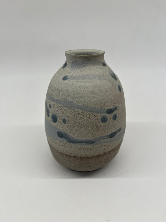 Bottle vase