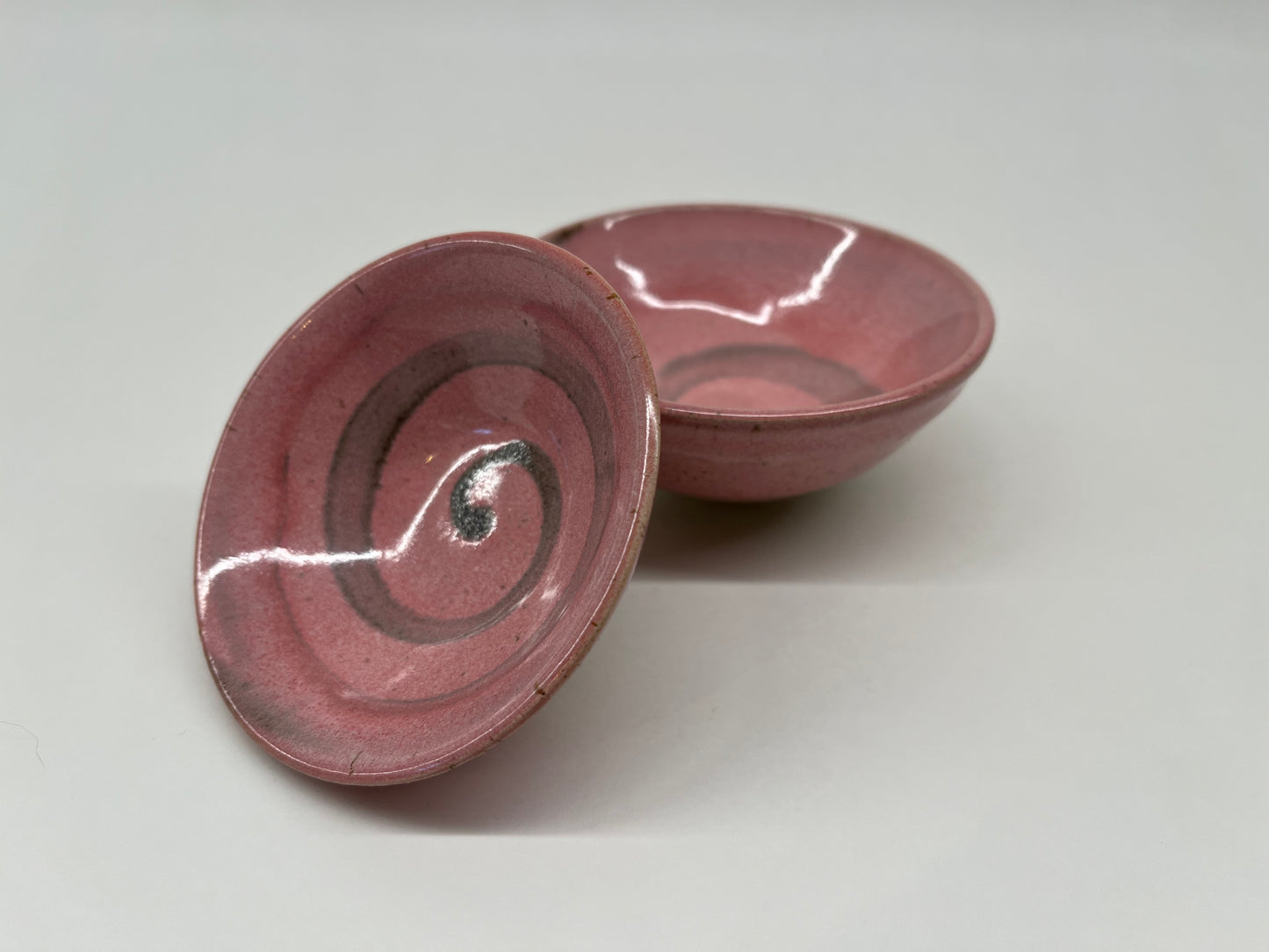 Tiny pink dishes
